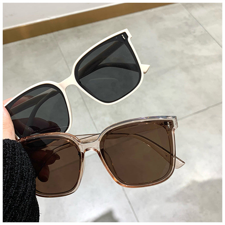 New Women Black Frame Sunglasses