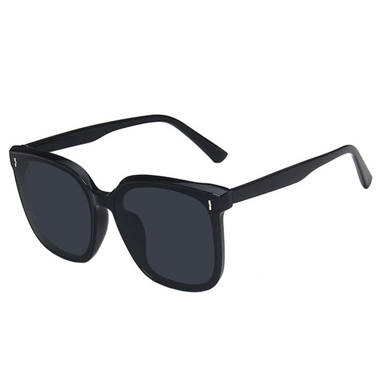 New Women Black Frame Sunglasses