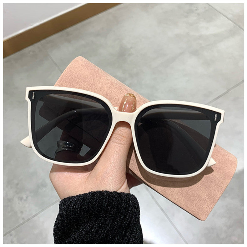 New Women Black Frame Sunglasses
