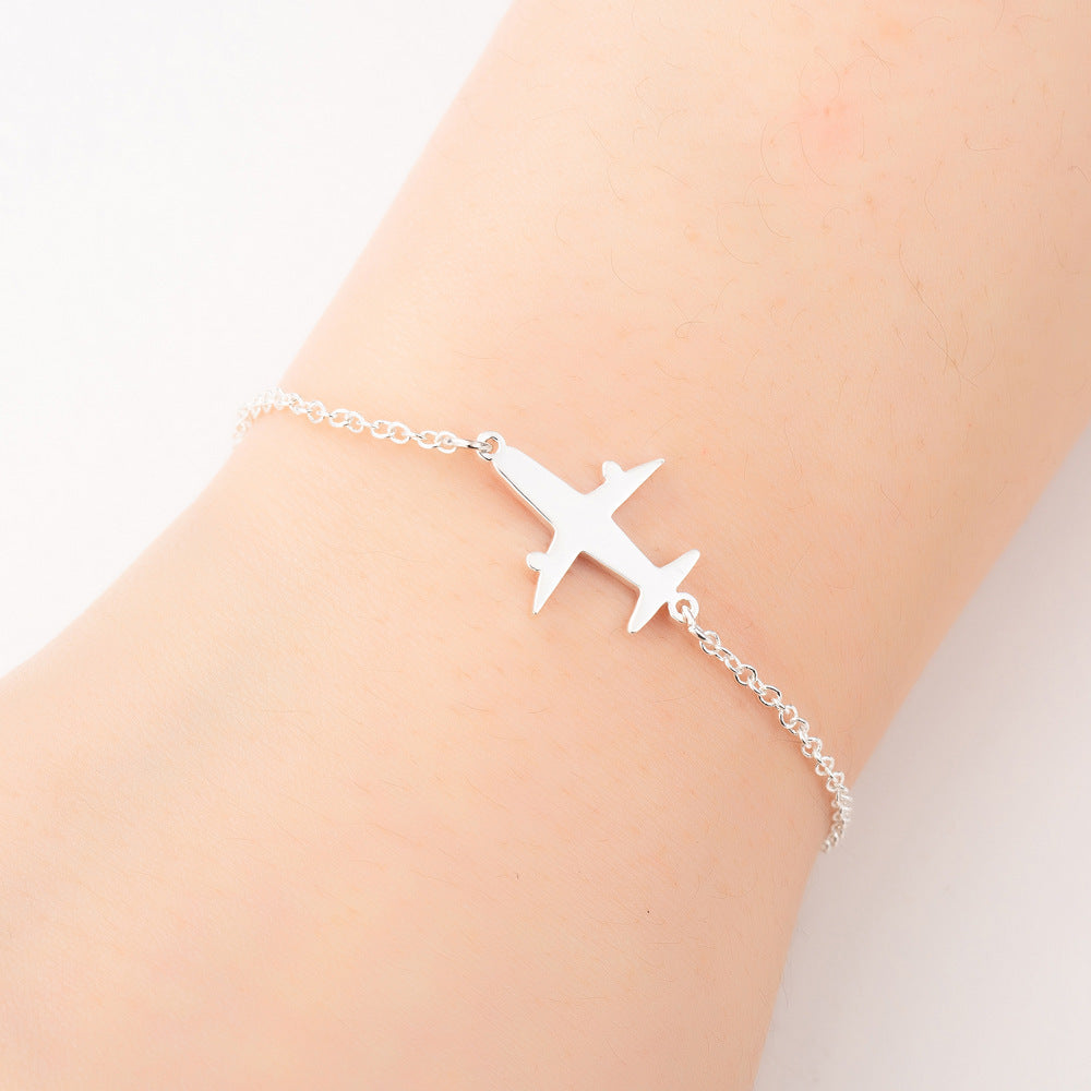 Simple Airplane Design Pendant