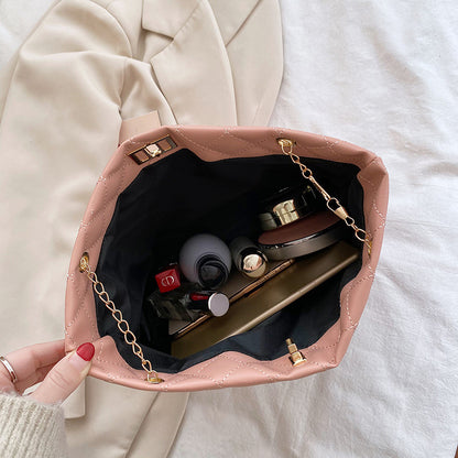 Women's Lingge Shopping Shoulder Bag
